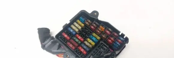 Volkswagen Golf IV Fuse box set 041159232001 50224371