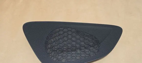 Volvo S60 Dash center speaker trim cover 31332799