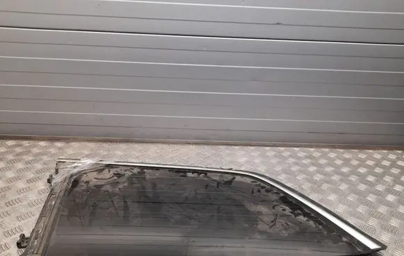 Mercedes-Benz GL X166 Rear side window