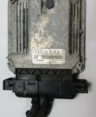 Audi A3 S3 8P Engine control unit/module 03L906022MA 0281015824 EDC17CP14