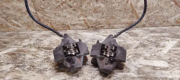 Lexus SC 430 Rear brake caliper