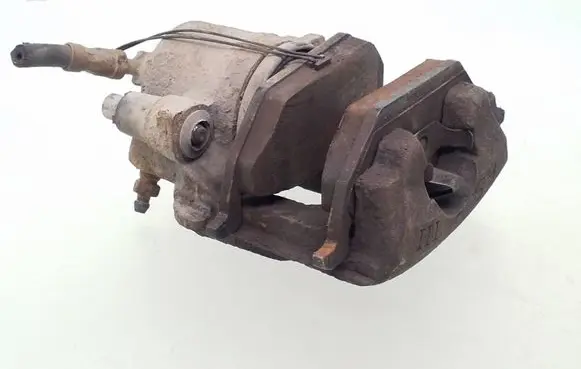 Volkswagen Golf VI Front brake caliper