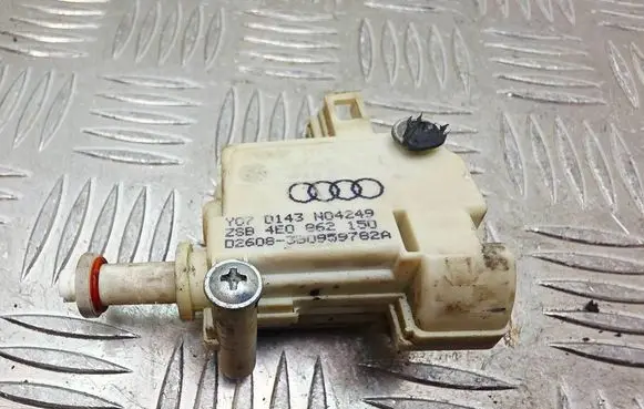 Audi A8 S8 D3 4E Fuel tank cap lock 4E0862150