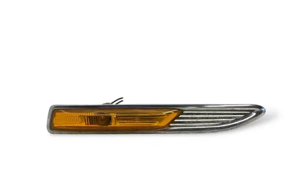 Ford Mondeo MK IV Front fender indicator light 7S7113K354AD