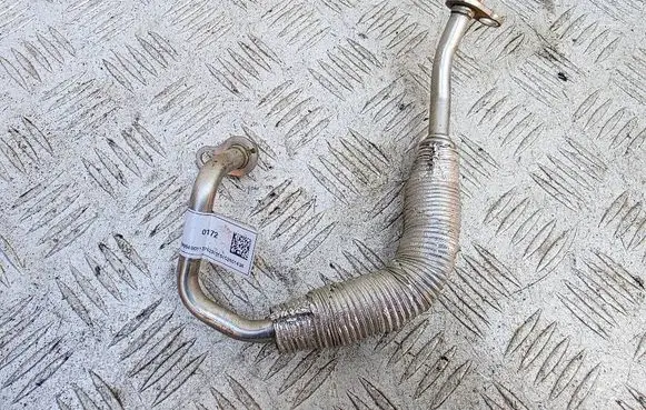 Mini One - Cooper F56 F55 Turbo turbocharger oiling pipe/hose 2398549