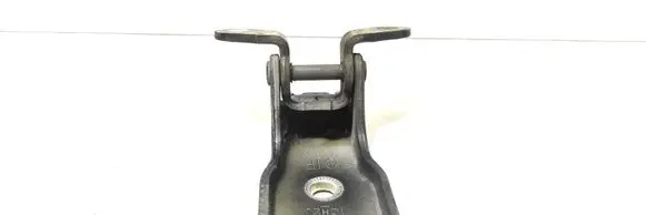 Chevrolet Captiva Front door upper hinge