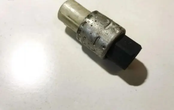Air conditioning (A/C) pressure sensor