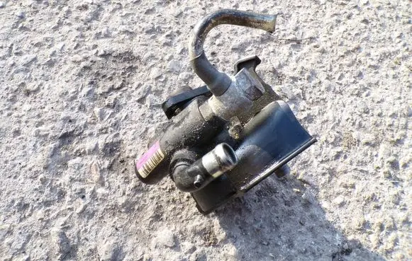 Alfa Romeo 156 Power steering pump