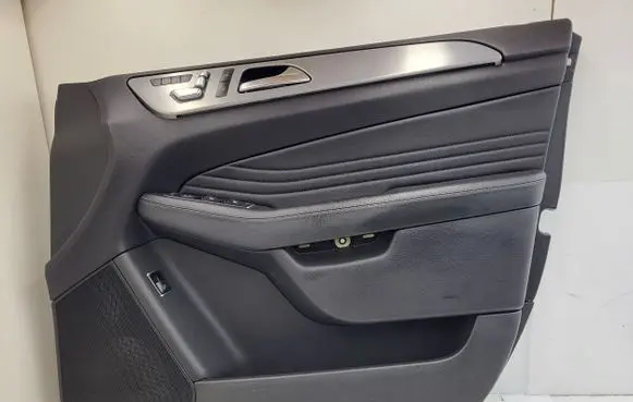 Mercedes-Benz GLE (W166 - C292) Front door card panel trim A1662641232