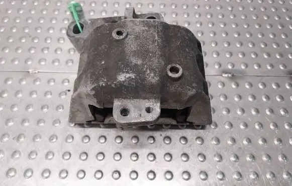 Audi TT Mk1 Engine mount vacuum valve 1J0199262BE
