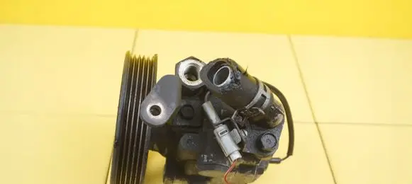 Subaru Forester SG Power steering pump EJ255