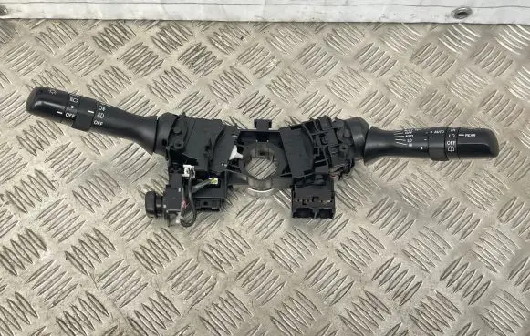 Lexus RX 330 - 350 - 400H Indicator stalk 173848 173832