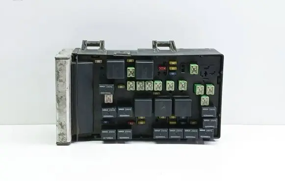 Chrysler Grand Voyager IV Fuse box set 04869001AI 64469H B06001PU