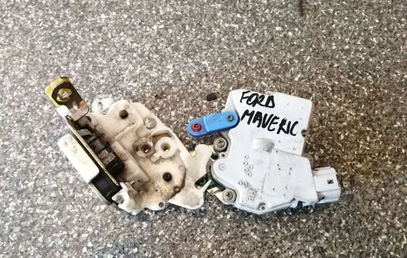 Ford Maverick Front door lock