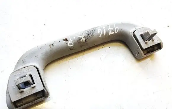 Honda CR-V Front interior roof grab handle