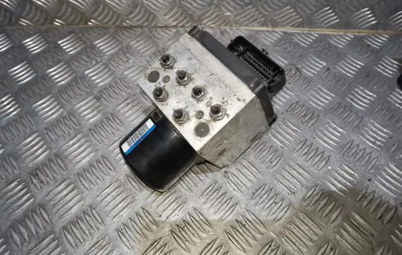 Volkswagen PASSAT B6 ABS Pump 3C0614109P