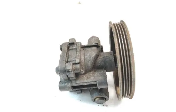 Suzuki Liana Power steering pump