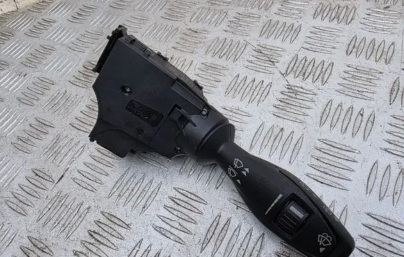 Ford B-MAX Wiper control stalk 8A6T17A553AC