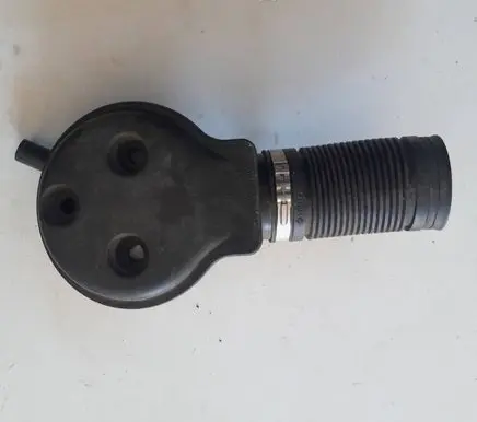 Opel Corsa B Air intake hose/pipe 90570230 37756 F570230