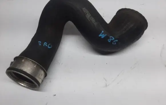 Audi A4 S4 B5 8D Intercooler hose/pipe 3B0145834D