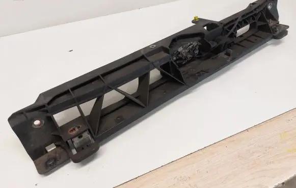 Citroen C4 II Picasso Top upper radiator support slam panel