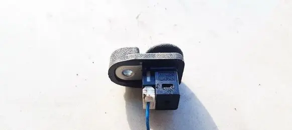Nissan Note (E11) Front door sensor 