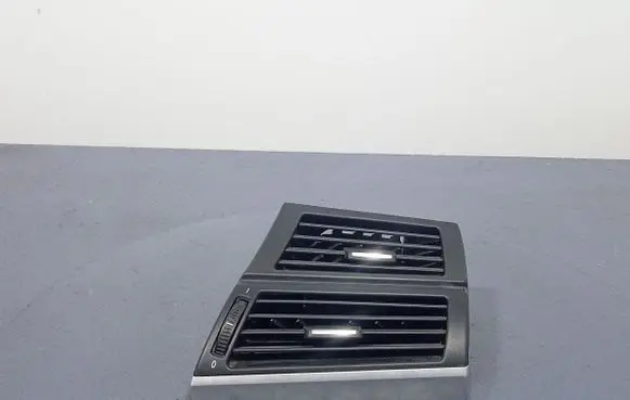 BMW X6 E71 Dashboard side air vent grill/cover trim 9227768