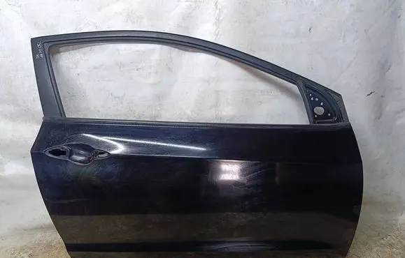 Hyundai i30 Front door 