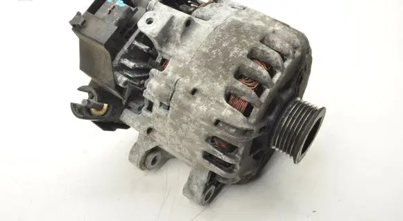 Citroen DS4 Generator/alternator 9815455980