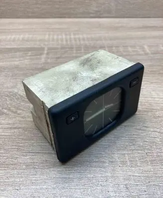 BMW 5 E34 Clock 1374282