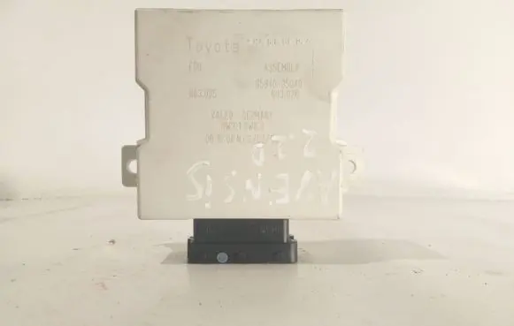 Toyota Avensis T250 Window wiper relay 8594005040