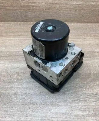 Volvo S60 ABS Pump 31329137 P31329137