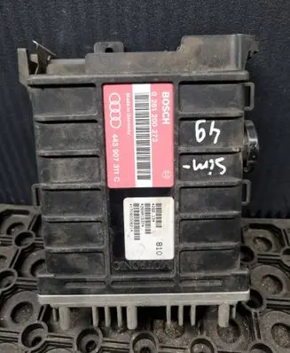 Audi 80 90 S2 B4 Engine control unit/module 0261200273 443907311C 26SA1537