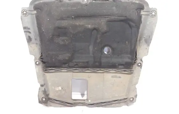 Dacia Sandero Engine splash shield/under tray 758900184R