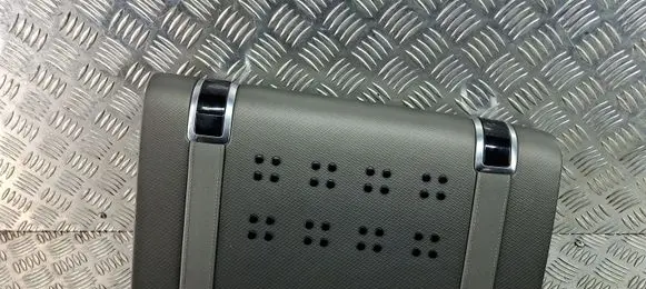 Citroen C4 Cactus Glove box lid/cover 