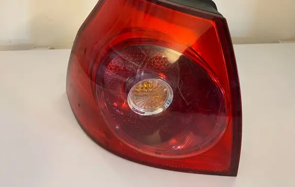 Volkswagen Golf V Rear/tail lights 4VFX13405AA