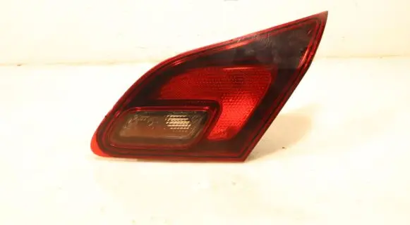 Opel Astra J Rear/tail lights 1090098