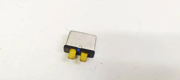 Volkswagen PASSAT B6 Fuse 443937105B