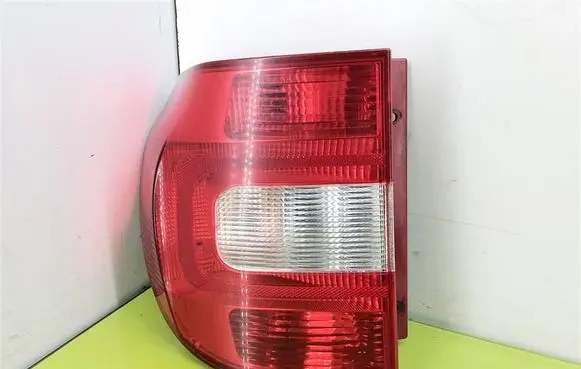 Skoda Yeti (5L) Rear/tail lights 5L0945111