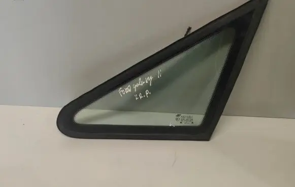 Ford Galaxy Front door vent window glass four-door 43R001100