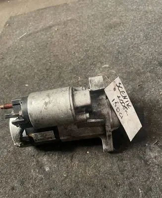Renault Scenic II - Grand scenic II Starter motor 8200584675 M000T87881