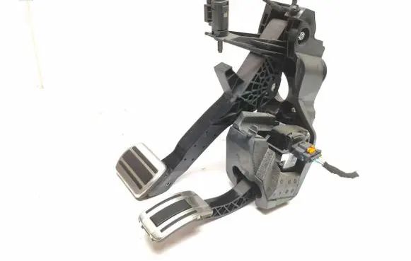 Opel Astra L Pedal assembly 8939625 4893962 9832495680