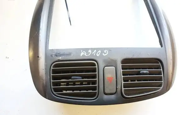 Mazda Premacy Dash center air vent grill c10055211