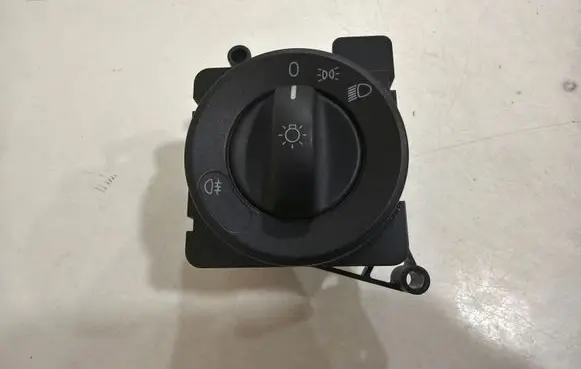 Volkswagen Crafter Light switch 9065450104