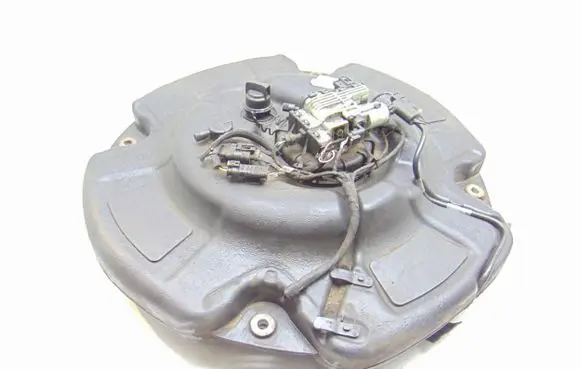 Mercedes-Benz S W221 AdBlue liquid reservoir A2214708701