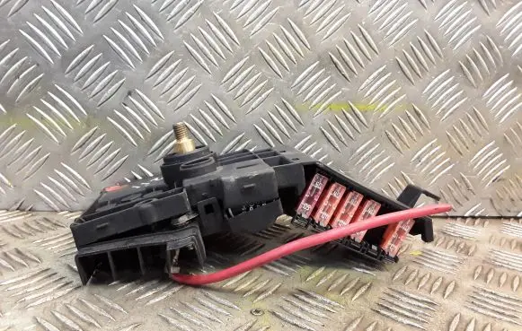 Mercedes-Benz E W211 Fuse box set 2115460641 A2115460641