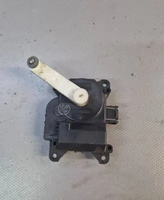 Toyota Avensis T250 Air flap motor/actuator 0637008680