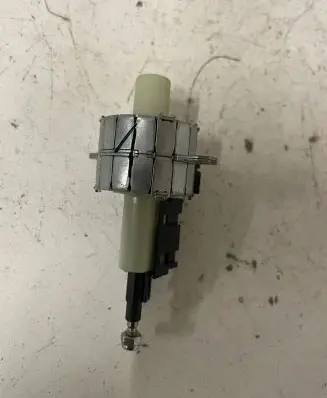 BMW 5 GT F07 Headlight level adjustment motor 