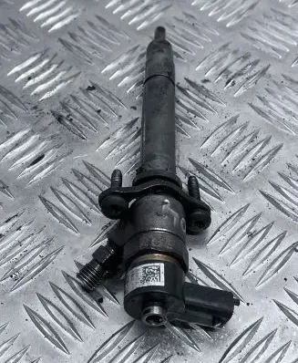 Volvo S60 Fuel injector 0445110078