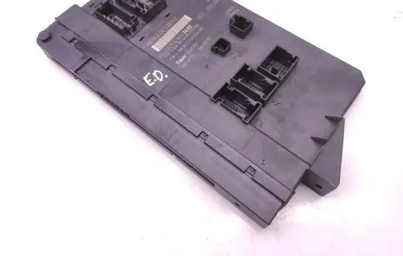 Mercedes-Benz Sprinter W906 SAM control unit A9069003402 A9069024301 A9069014400